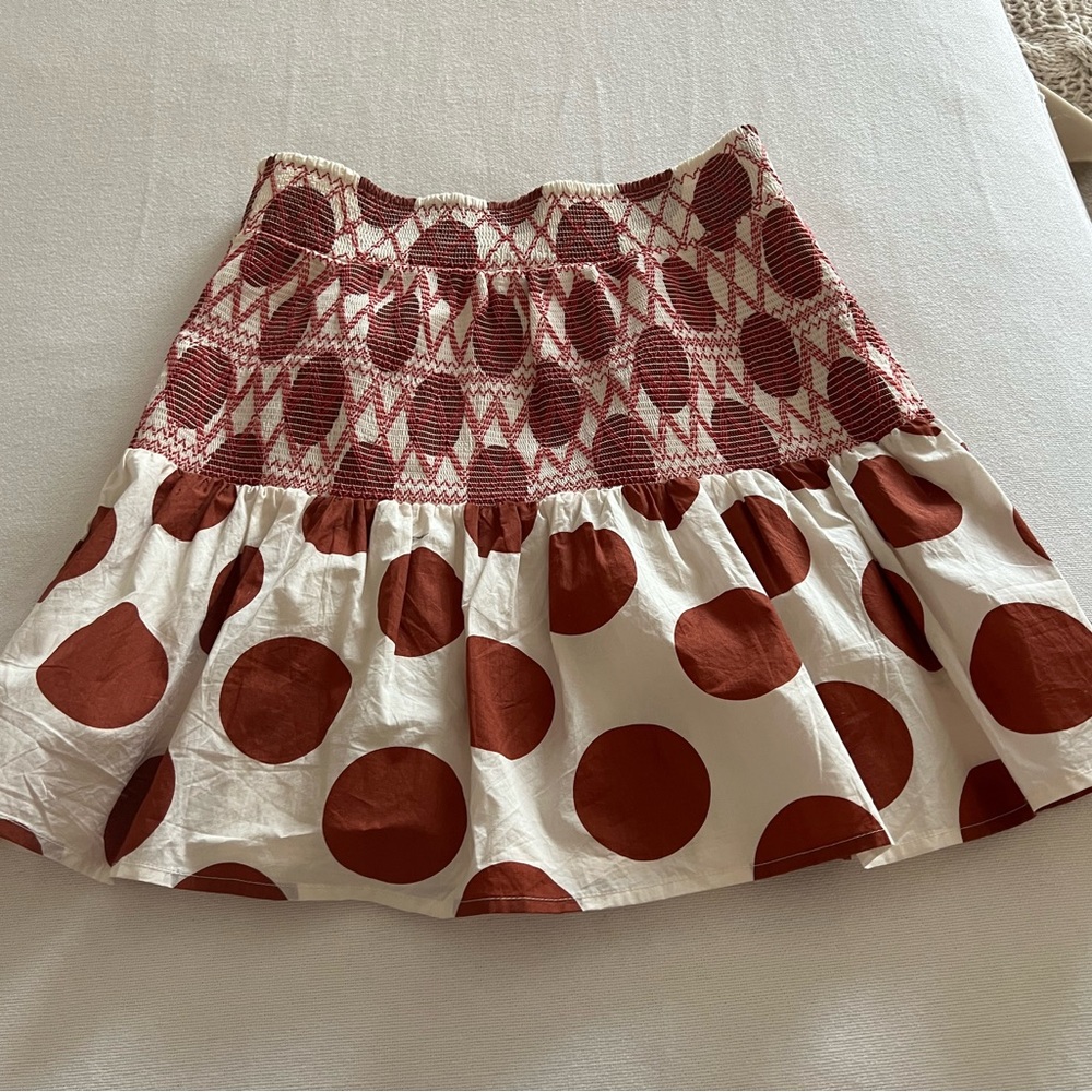 Anthropologie skirt elastic waist and ruffles! Size medium.